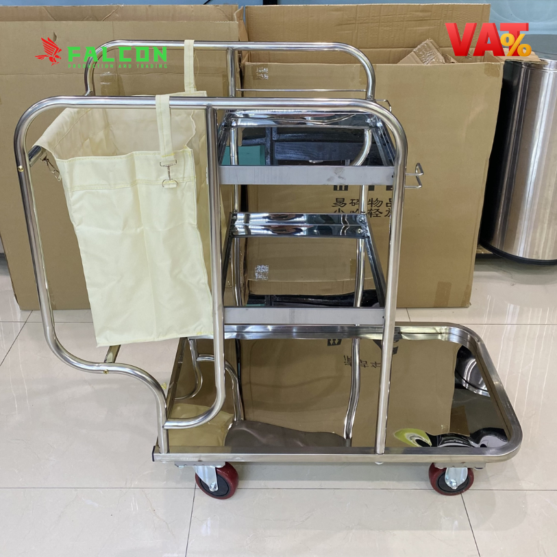 Xe-day-thung-rac-khach-san