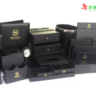 Đồ da màu đen khách sạn