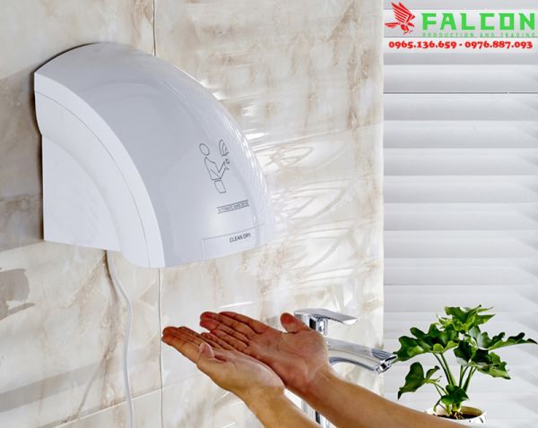 dia-chi-cung-cap-may-say-tay-tu-dong-uy-tin-cho-khach-san-1-600x478